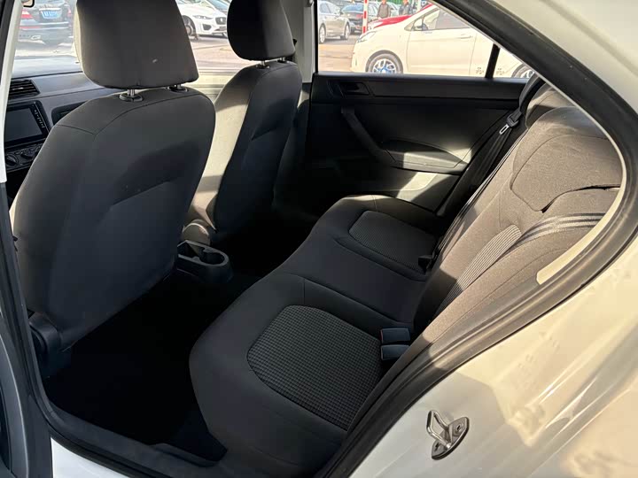 Фото 6 - Volkswagen Santana