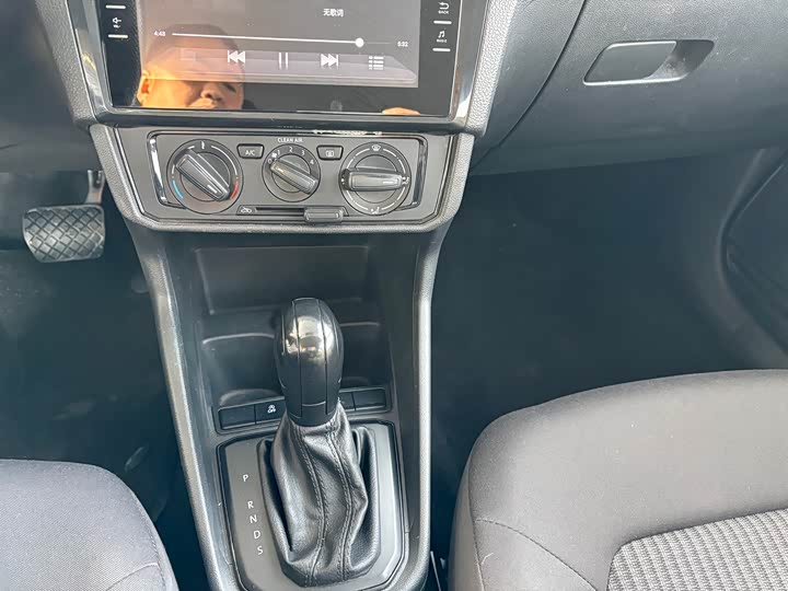 Фото 9 - Volkswagen Santana