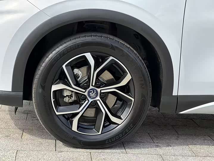 Фото 16 - BYD Yuan Plus