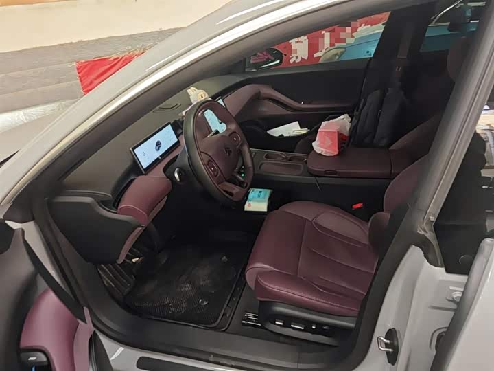 Фото 15 - Nio ET5T