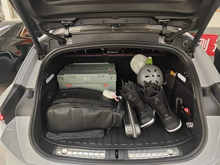 Фото 18 - Nio ET5T