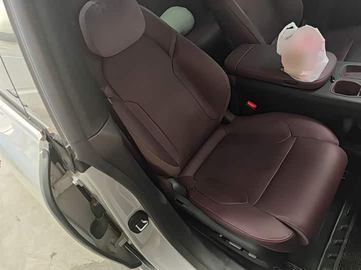 Фото 24 - Nio ET5T