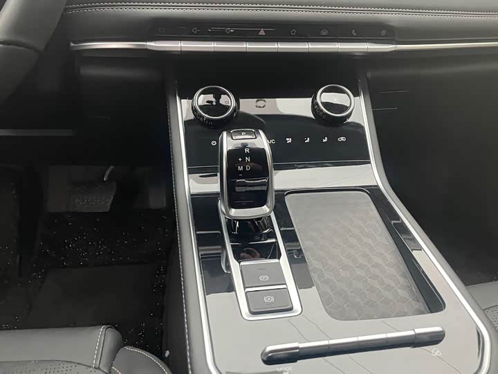 Фото 10 - Chery Tiggo 8