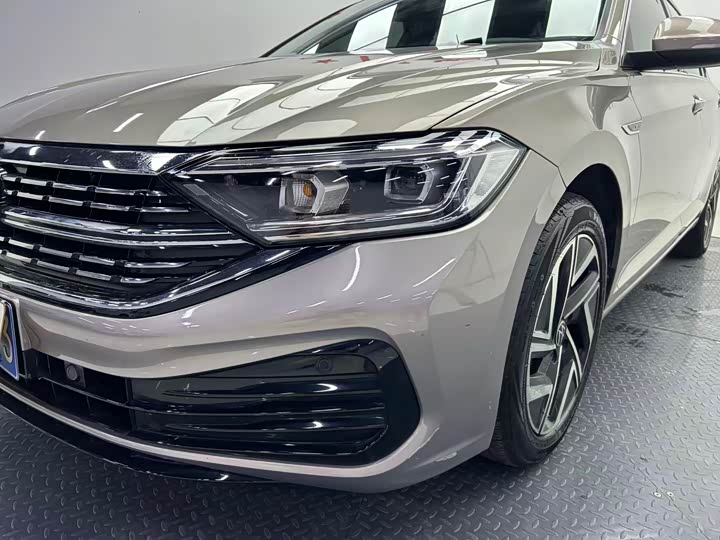 Фото 7 - Volkswagen Sagitar L