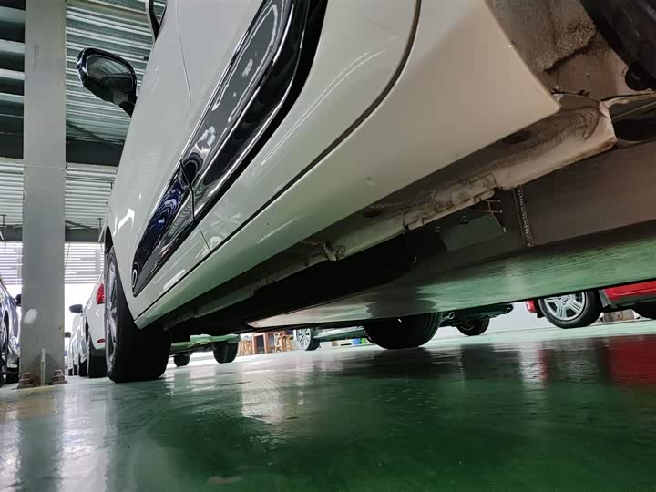 Фото 22 - Dongfeng Nammi 01