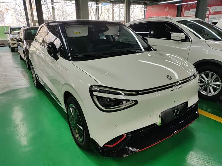 Фото 4 - Dongfeng Nammi 01