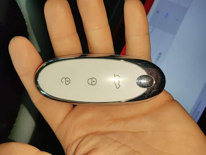 Фото 9 - Dongfeng Nammi 01