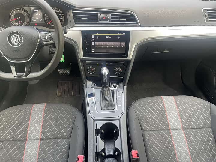 Фото 16 - Volkswagen Lamando L