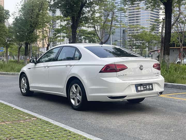 Фото 3 - Volkswagen Lamando L