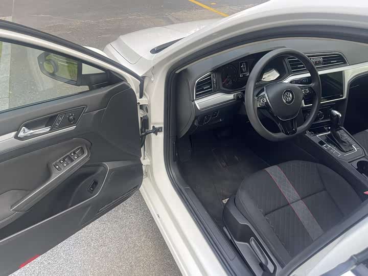 Фото 6 - Volkswagen Lamando L