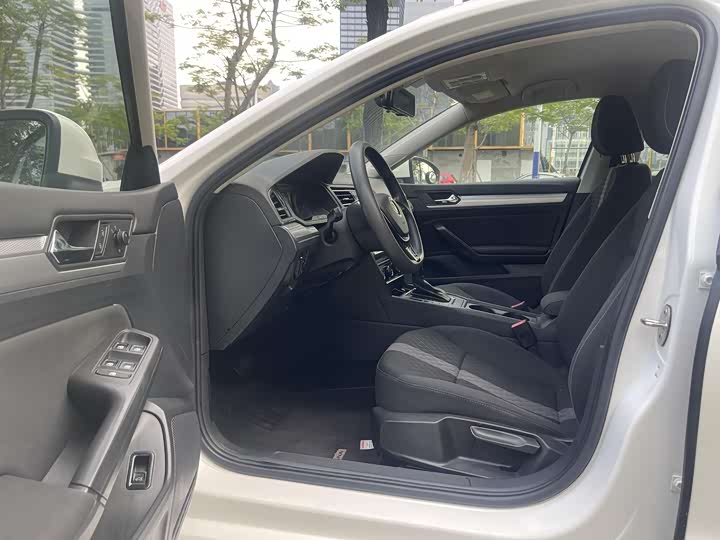 Фото 7 - Volkswagen Lamando L