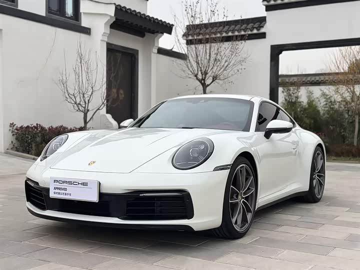 Фото 1 - Porsche 911