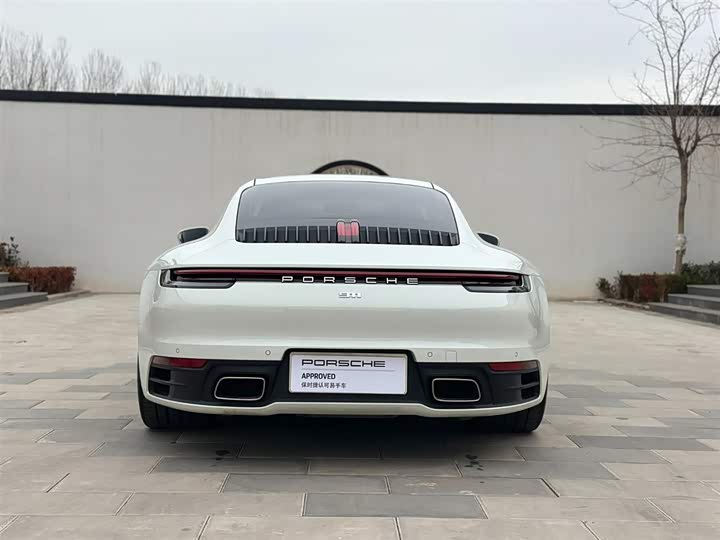 Фото 7 - Porsche 911