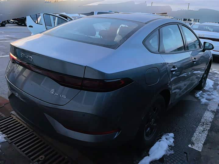 Фото 3 - BYD Qin Plus