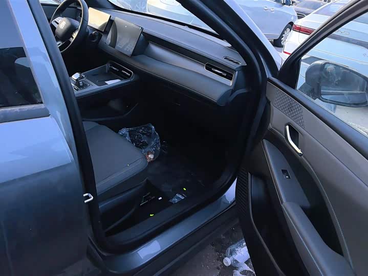 Фото 8 - BYD Qin Plus