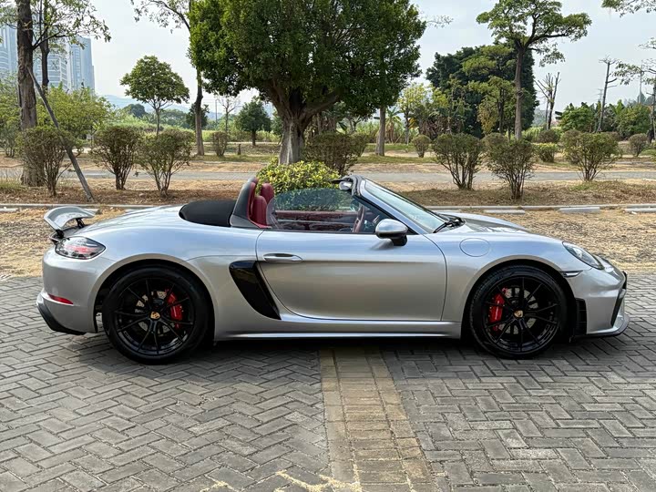 Фото 14 - Porsche 718