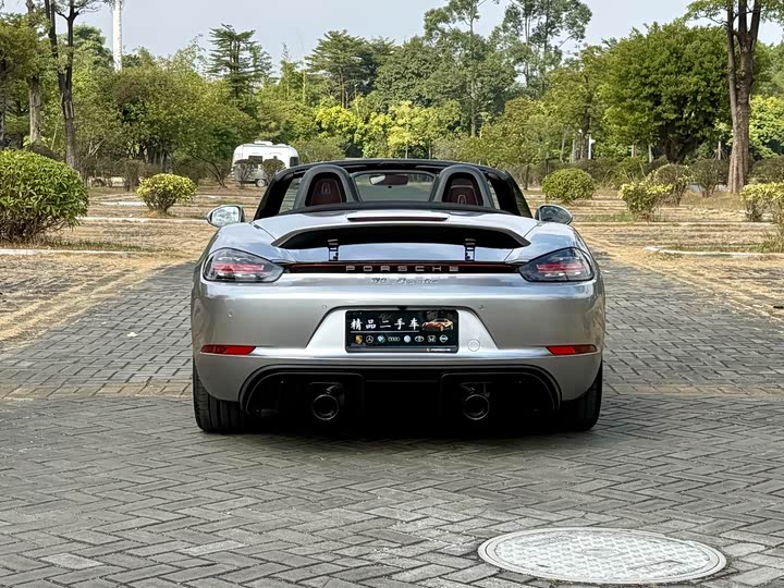 Фото 16 - Porsche 718