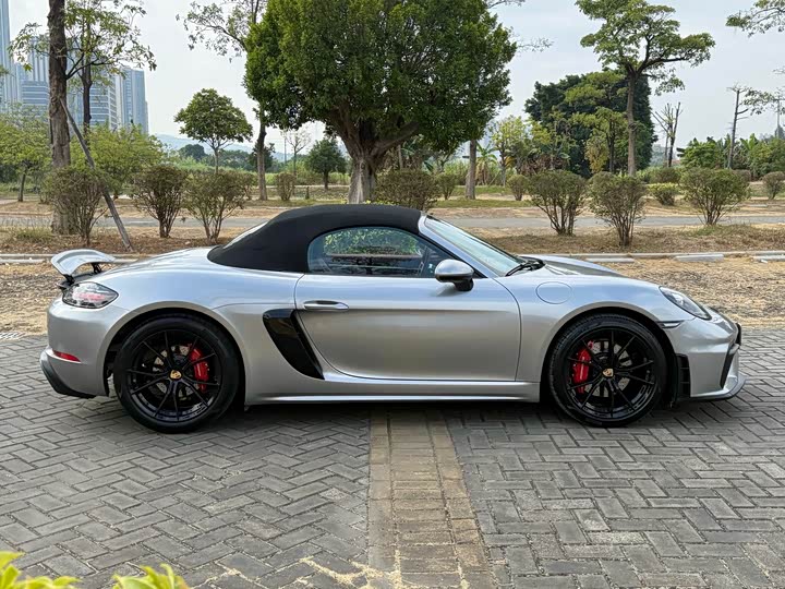 Фото 21 - Porsche 718