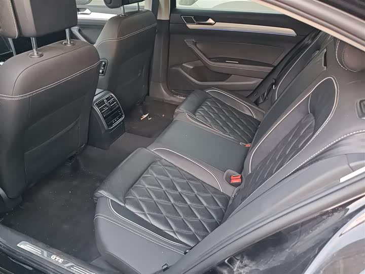 Фото 17 - Volkswagen Magotan GTE Hybrid