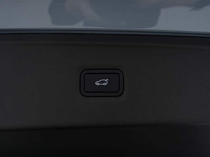 Фото 15 - XPeng P7