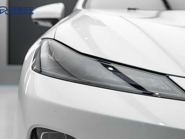 Фото 10 - Changan Deepal SL03