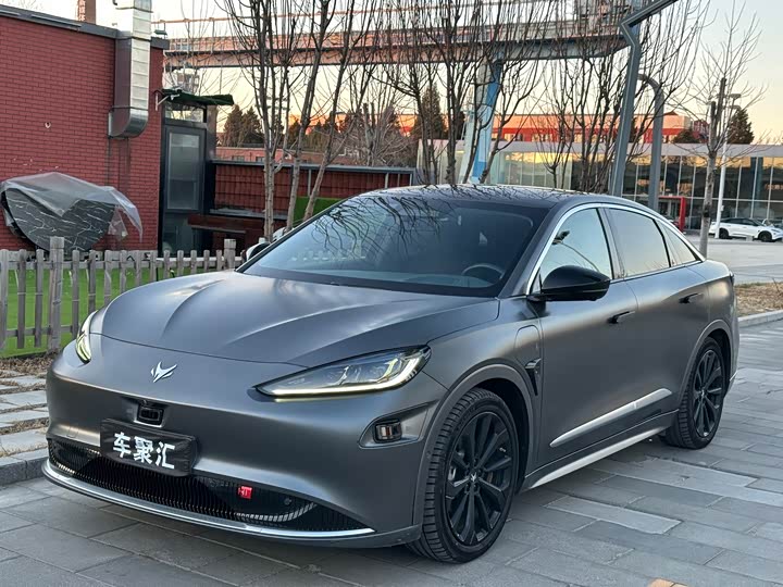 Фото 1 - BAIC Arcfox Alpha S