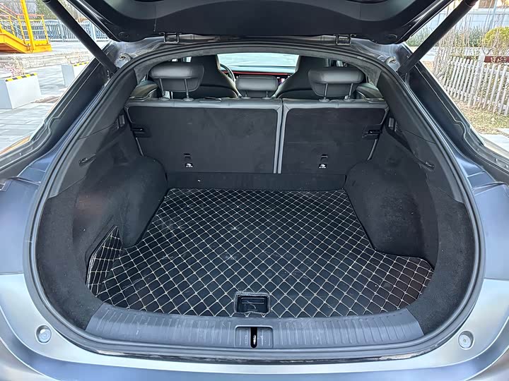 Фото 17 - BAIC Arcfox Alpha S