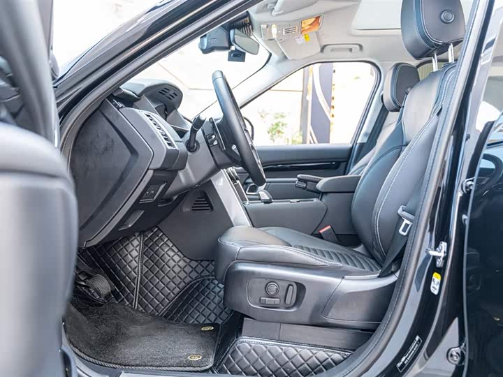 Фото 16 - Land Rover Discovery