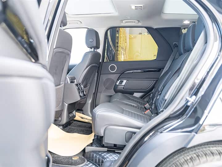 Фото 17 - Land Rover Discovery