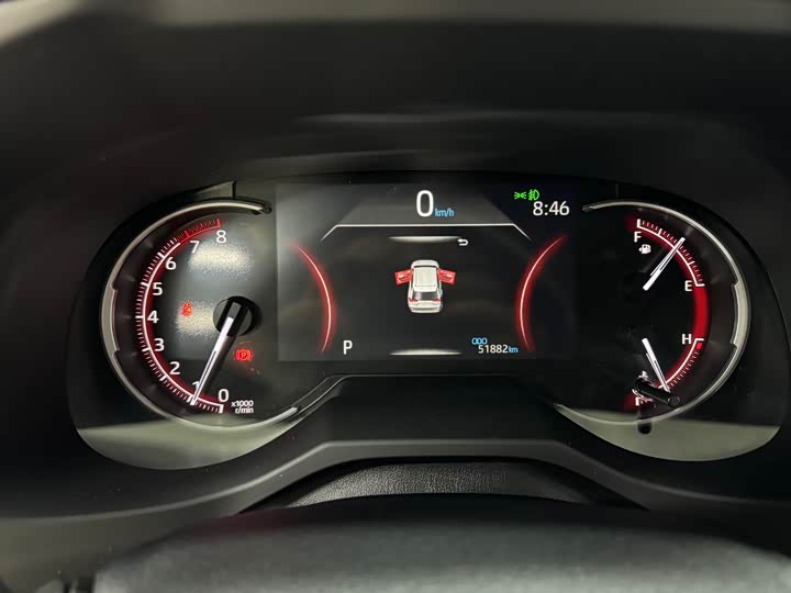 Фото 10 - Toyota RAV4