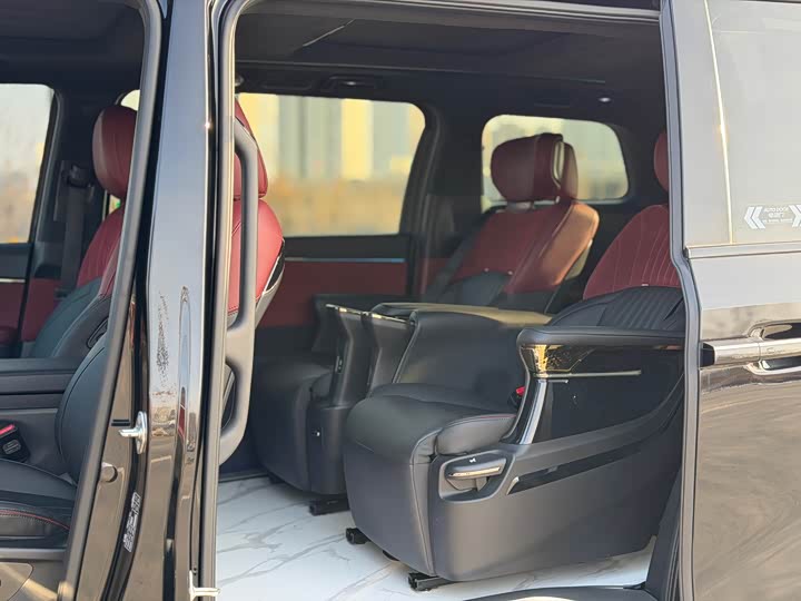 Фото 6 - GAC Trumpchi M8