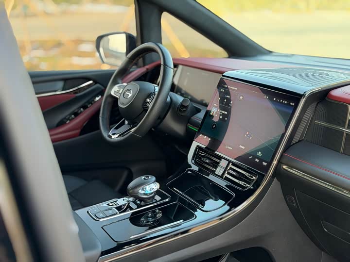 Фото 8 - GAC Trumpchi M8