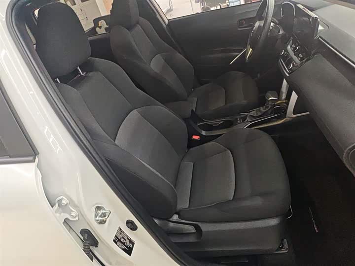 Фото 25 - Toyota Frontlander