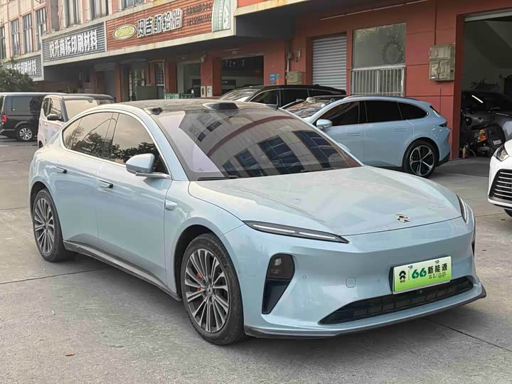 Фото 3 - Nio ET5