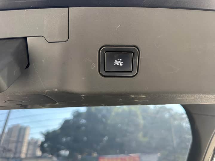 Фото 12 - Changan UNI-V