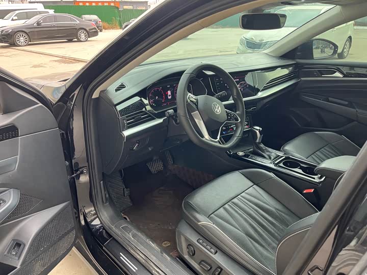 Фото 5 - Volkswagen Passat