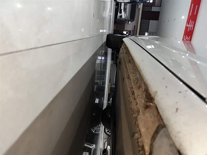 Фото 21 - Volkswagen Touran L