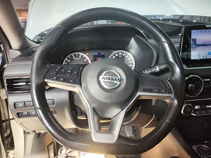 Фото 11 - Nissan Sylphy