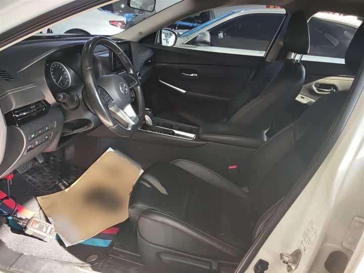 Фото 15 - Nissan Sylphy