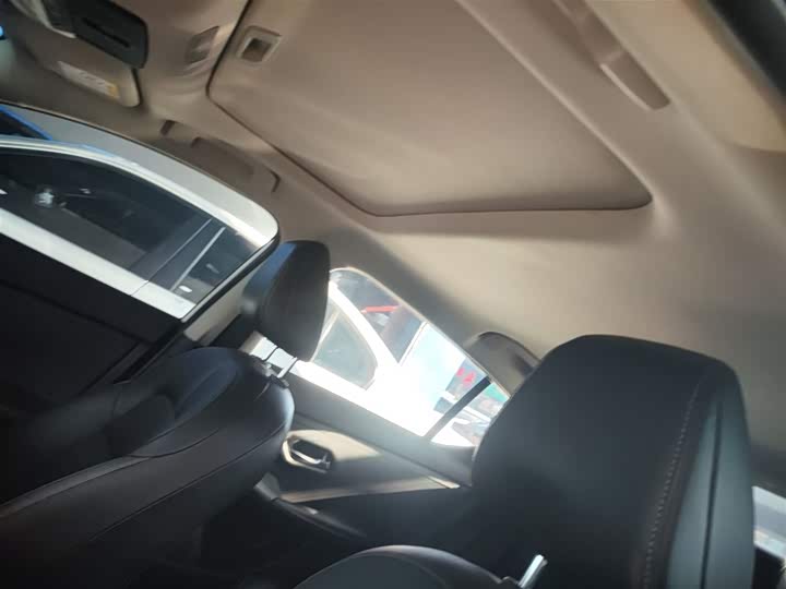 Фото 18 - Nissan Sylphy