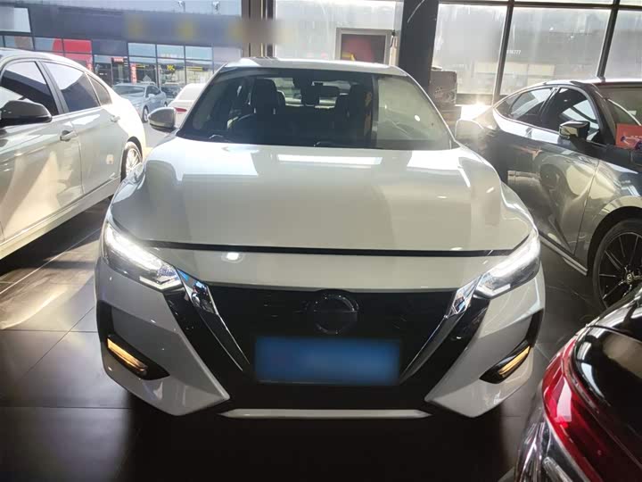 Фото 3 - Nissan Sylphy