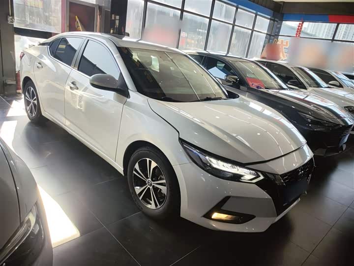 Фото 4 - Nissan Sylphy