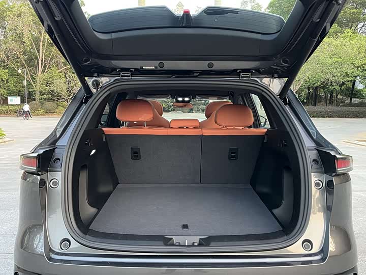 Фото 20 - Changan CS75 Plus