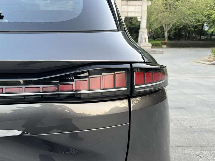 Фото 9 - Changan CS75 Plus