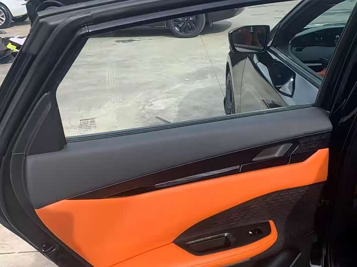 Фото 12 - Changan UNI-V