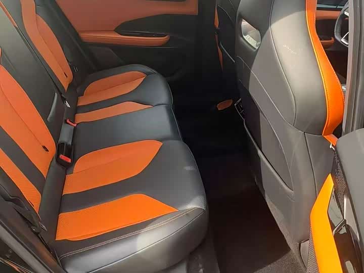 Фото 15 - Changan UNI-V