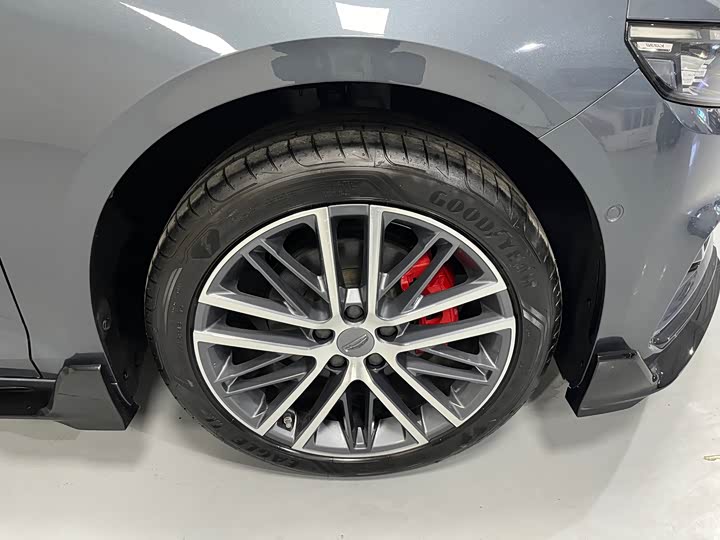 Фото 19 - Geely Preface