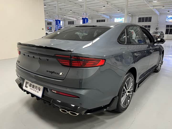 Фото 5 - Geely Preface