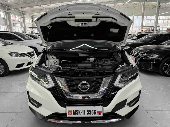 Фото 19 - Nissan X-Trail