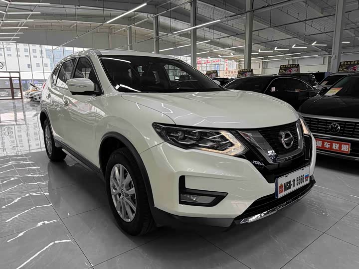 Фото 3 - Nissan X-Trail